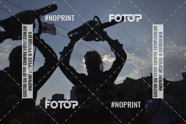 Buy your photos of the eventZombie Walk SP 2019 - Equipe ASI on Fotop