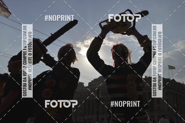 Buy your photos of the eventZombie Walk SP 2019 - Equipe ASI on Fotop