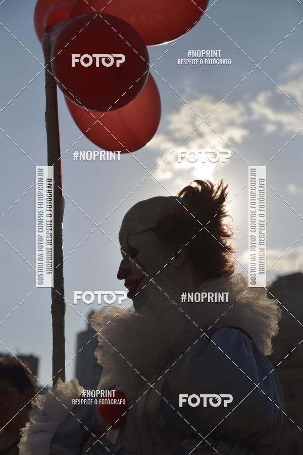 Buy your photos of the eventZombie Walk SP 2019 - Equipe ASI on Fotop