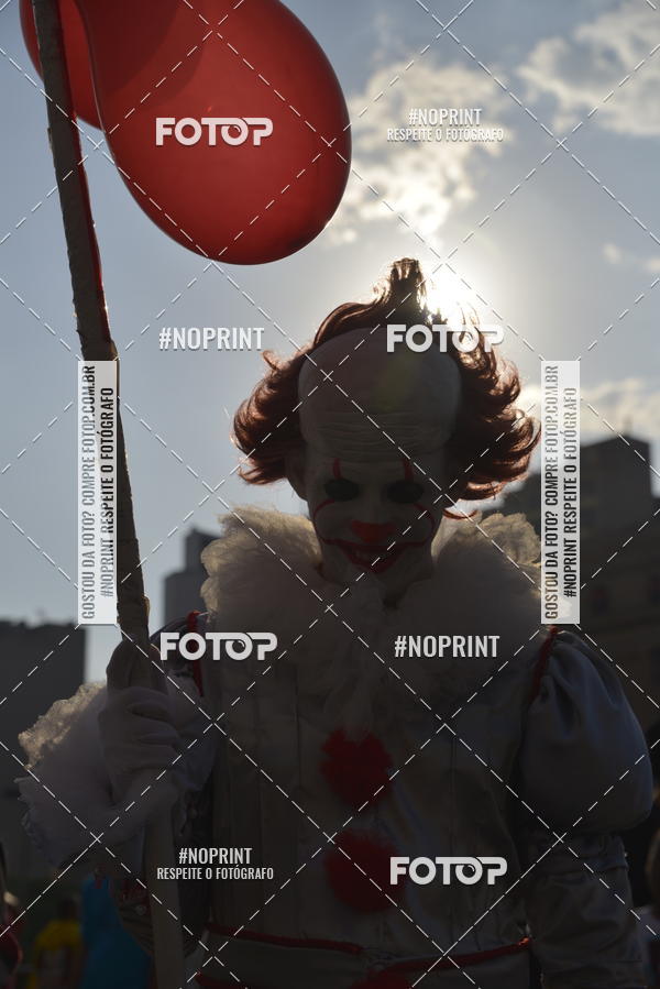 Buy your photos of the eventZombie Walk SP 2019 - Equipe ASI on Fotop