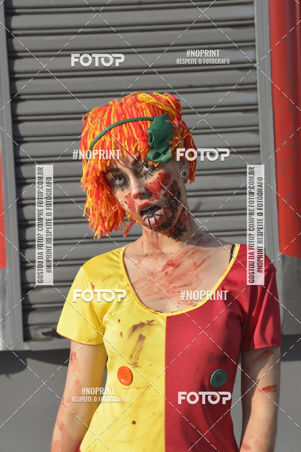 Buy your photos of the eventZombie Walk SP 2019 - Equipe ASI on Fotop