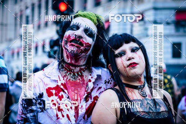Buy your photos of the eventZombie Walk SP 2019 - Equipe ASI on Fotop