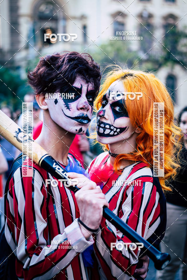 Buy your photos of the eventZombie Walk SP 2019 - Equipe ASI on Fotop