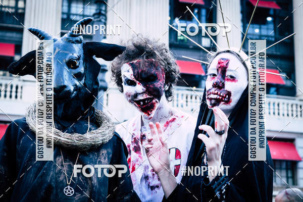 Buy your photos of the eventZombie Walk SP 2019 - Equipe ASI on Fotop
