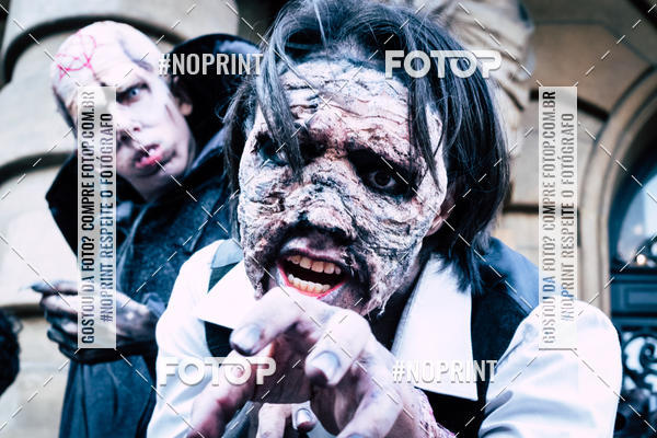 Buy your photos of the eventZombie Walk SP 2019 - Equipe ASI on Fotop