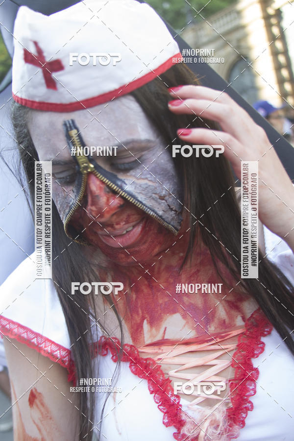 Buy your photos of the eventZombie Walk SP 2019 - Equipe ASI on Fotop