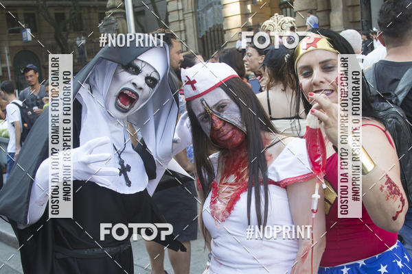 Buy your photos of the eventZombie Walk SP 2019 - Equipe ASI on Fotop
