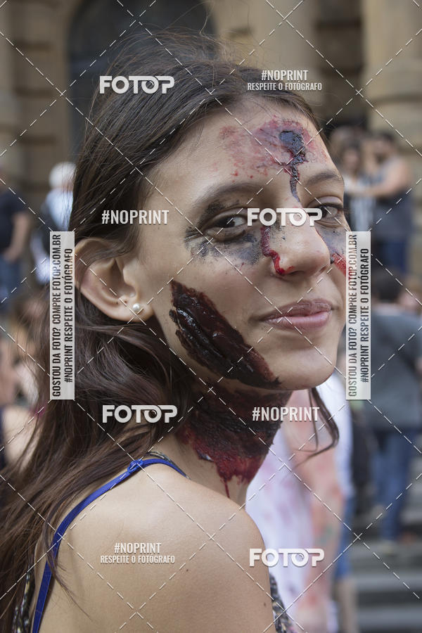 Buy your photos of the eventZombie Walk SP 2019 - Equipe ASI on Fotop