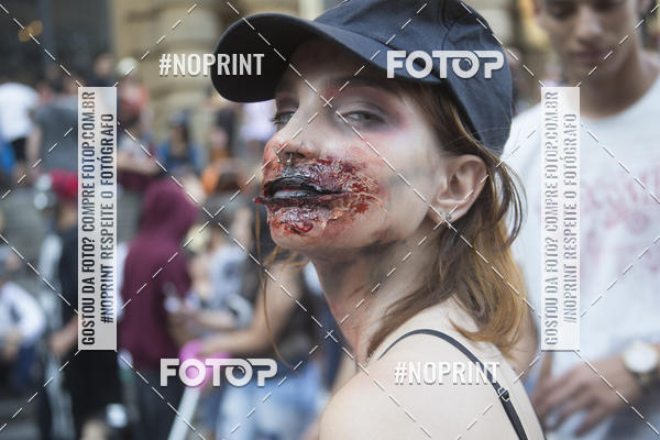 Buy your photos of the eventZombie Walk SP 2019 - Equipe ASI on Fotop