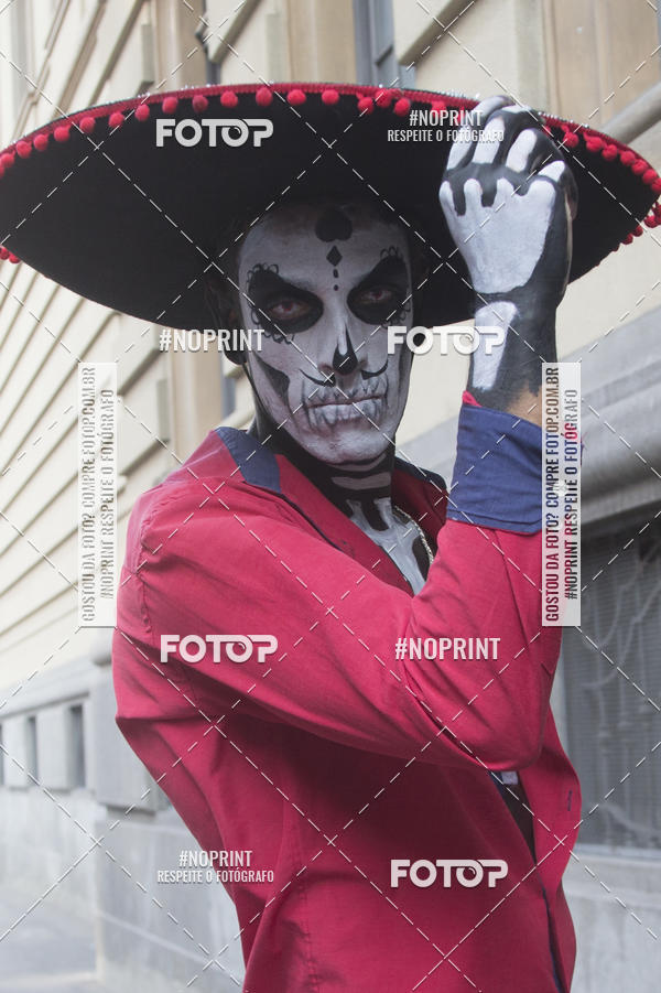 Buy your photos of the eventZombie Walk SP 2019 - Equipe ASI on Fotop