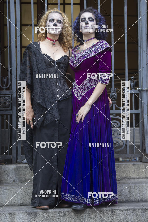 Buy your photos of the eventZombie Walk SP 2019 - Equipe ASI on Fotop