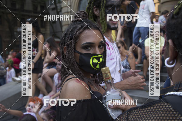 Buy your photos of the eventZombie Walk SP 2019 - Equipe ASI on Fotop