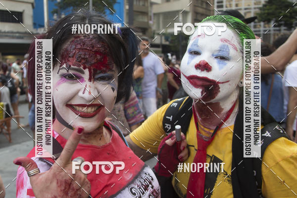 Buy your photos of the eventZombie Walk SP 2019 - Equipe ASI on Fotop