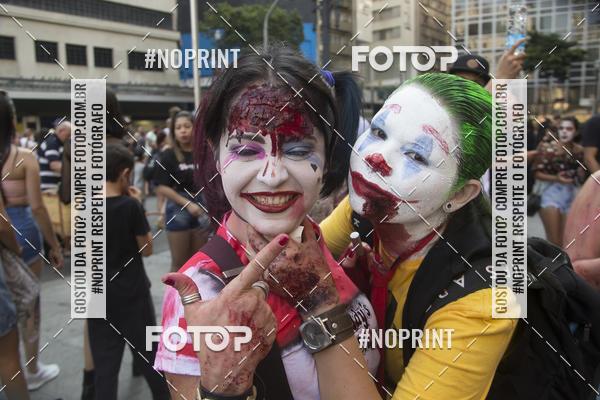 Buy your photos of the eventZombie Walk SP 2019 - Equipe ASI on Fotop