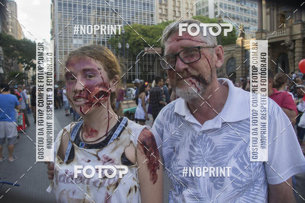 Buy your photos of the eventZombie Walk SP 2019 - Equipe ASI on Fotop