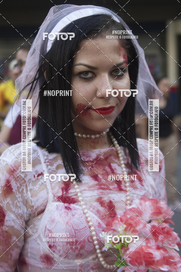 Buy your photos of the eventZombie Walk SP 2019 - Equipe ASI on Fotop