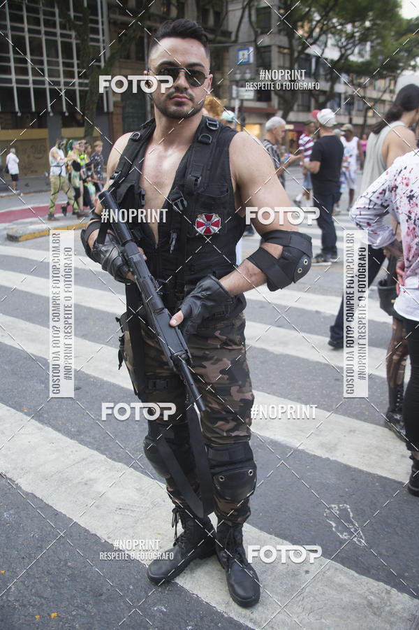 Buy your photos of the eventZombie Walk SP 2019 - Equipe ASI on Fotop