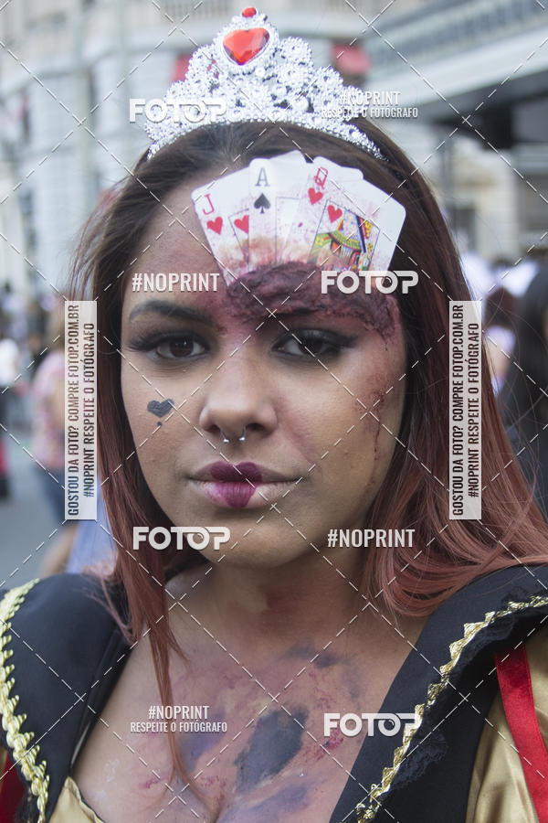 Buy your photos of the eventZombie Walk SP 2019 - Equipe ASI on Fotop