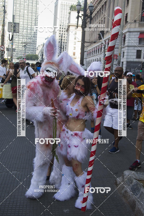 Buy your photos of the eventZombie Walk SP 2019 - Equipe ASI on Fotop