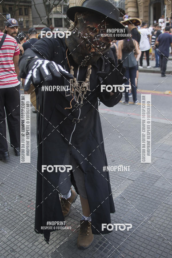 Buy your photos of the eventZombie Walk SP 2019 - Equipe ASI on Fotop