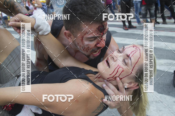 Buy your photos of the eventZombie Walk SP 2019 - Equipe ASI on Fotop
