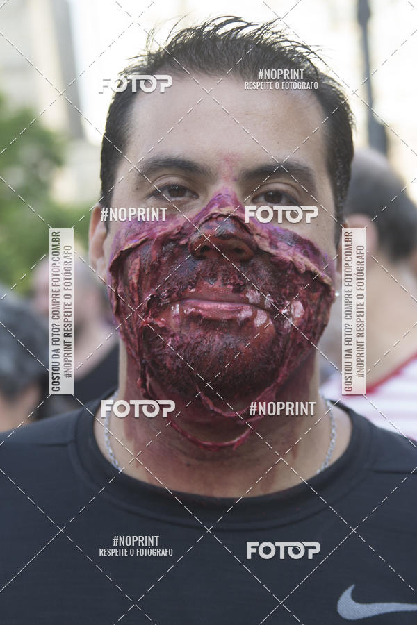 Buy your photos of the eventZombie Walk SP 2019 - Equipe ASI on Fotop