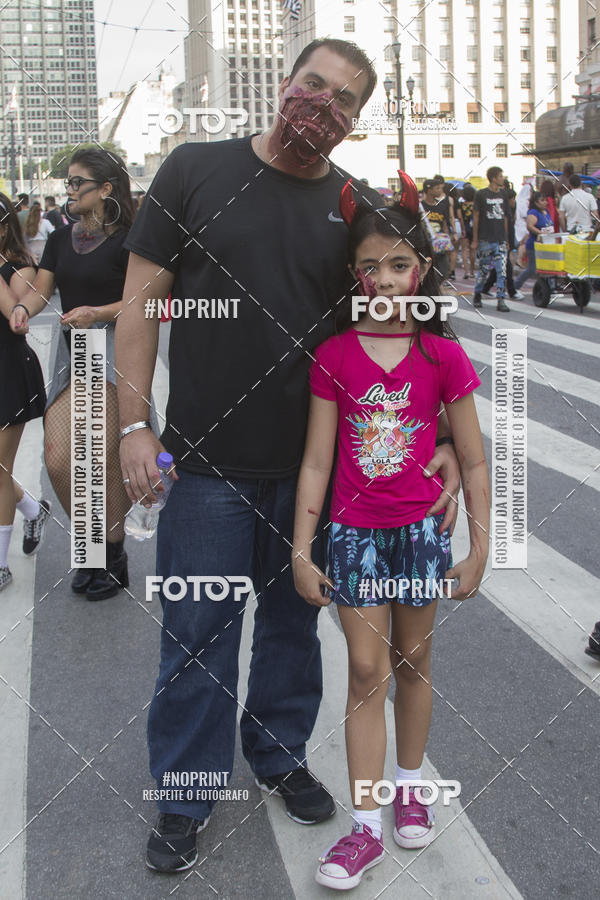 Buy your photos of the eventZombie Walk SP 2019 - Equipe ASI on Fotop