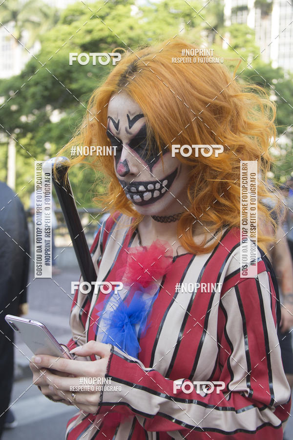 Buy your photos of the eventZombie Walk SP 2019 - Equipe ASI on Fotop