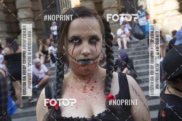 Buy your photos of the eventZombie Walk SP 2019 - Equipe ASI on Fotop