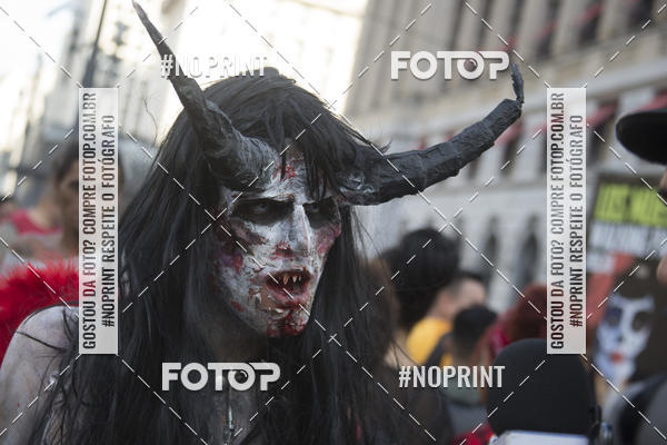 Buy your photos of the eventZombie Walk SP 2019 - Equipe ASI on Fotop