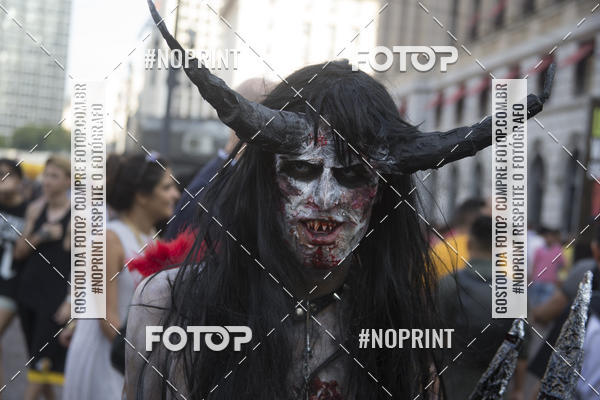 Buy your photos of the eventZombie Walk SP 2019 - Equipe ASI on Fotop