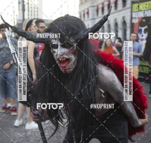 Buy your photos of the eventZombie Walk SP 2019 - Equipe ASI on Fotop