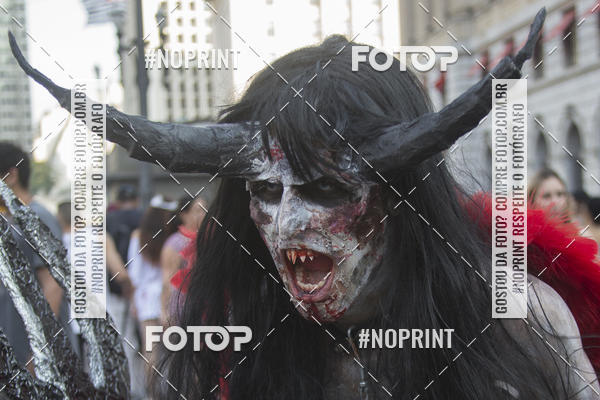 Buy your photos of the eventZombie Walk SP 2019 - Equipe ASI on Fotop