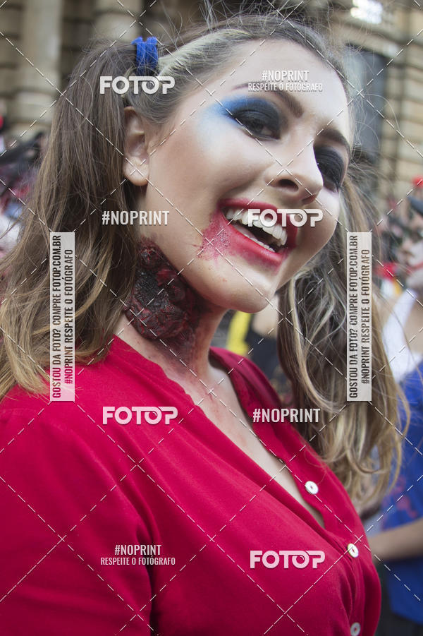 Buy your photos of the eventZombie Walk SP 2019 - Equipe ASI on Fotop