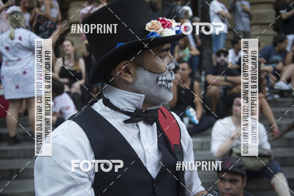 Buy your photos of the eventZombie Walk SP 2019 - Equipe ASI on Fotop