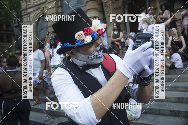 Buy your photos of the eventZombie Walk SP 2019 - Equipe ASI on Fotop