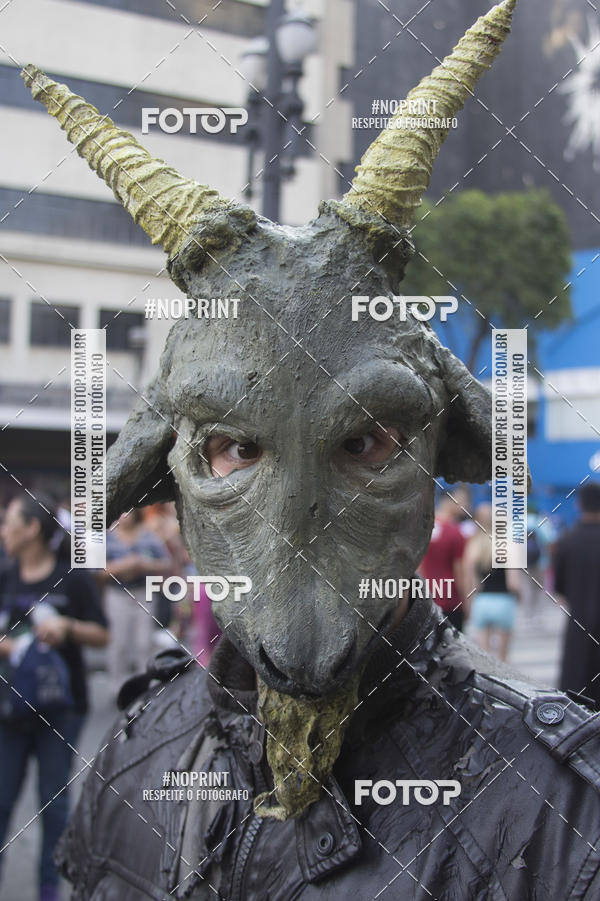 Buy your photos of the eventZombie Walk SP 2019 - Equipe ASI on Fotop