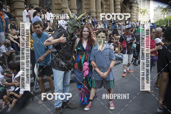 Buy your photos of the eventZombie Walk SP 2019 - Equipe ASI on Fotop