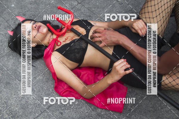 Buy your photos of the eventZombie Walk SP 2019 - Equipe ASI on Fotop