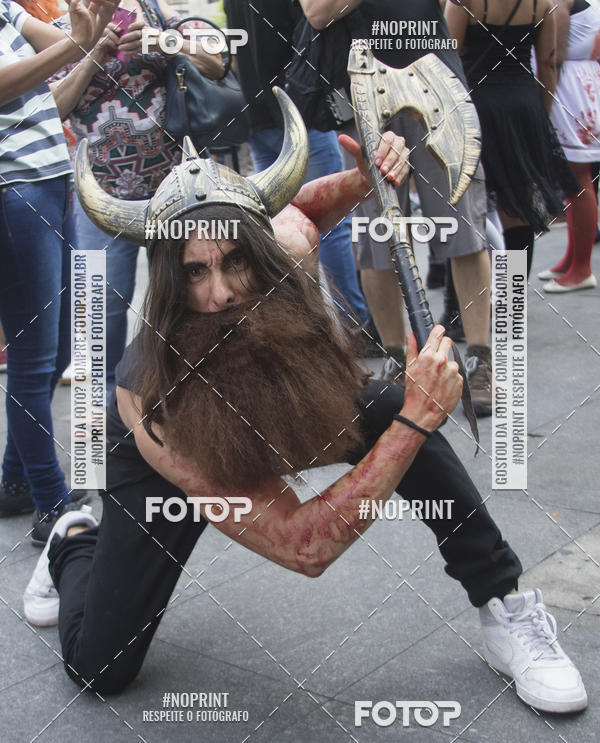 Buy your photos of the eventZombie Walk SP 2019 - Equipe ASI on Fotop