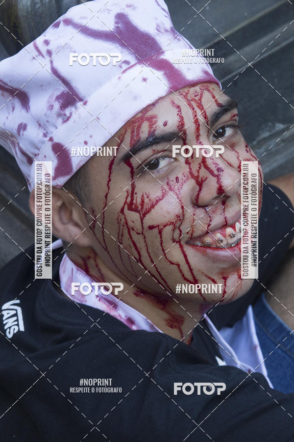 Buy your photos of the eventZombie Walk SP 2019 - Equipe ASI on Fotop