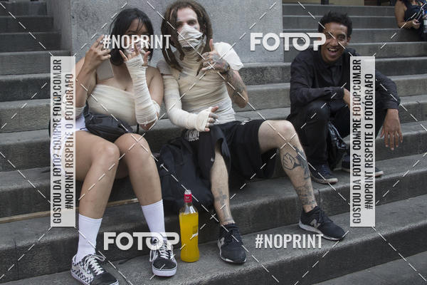 Buy your photos of the eventZombie Walk SP 2019 - Equipe ASI on Fotop