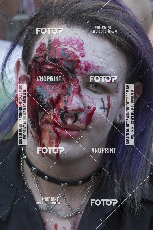 Buy your photos of the eventZombie Walk SP 2019 - Equipe ASI on Fotop