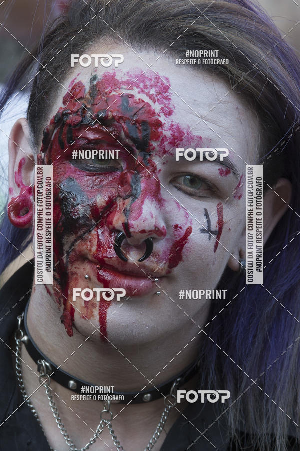 Buy your photos of the eventZombie Walk SP 2019 - Equipe ASI on Fotop
