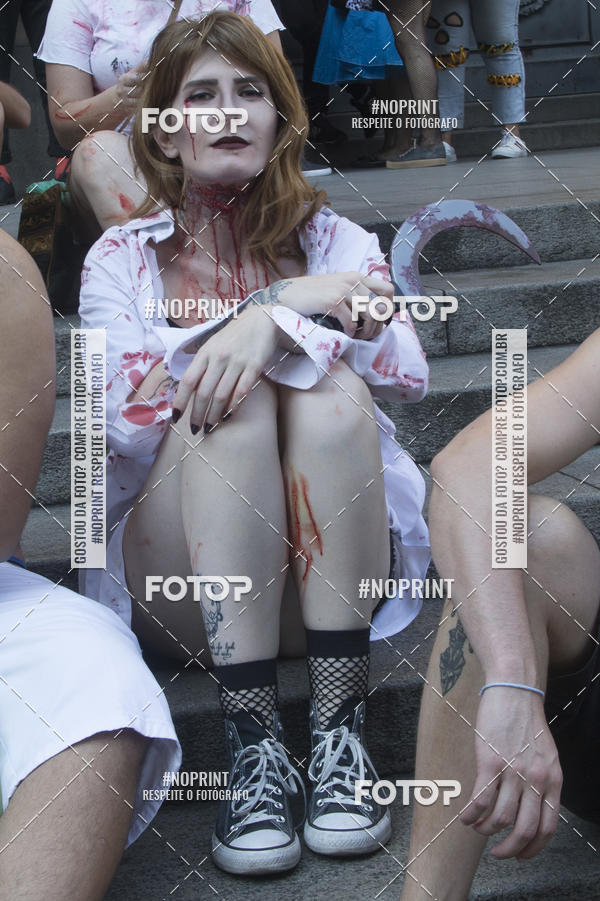 Buy your photos of the eventZombie Walk SP 2019 - Equipe ASI on Fotop