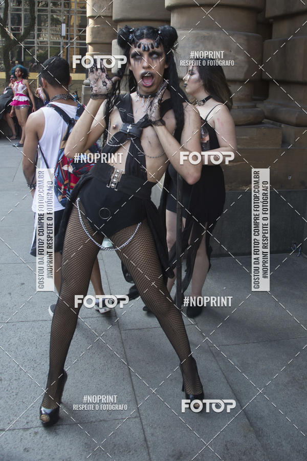 Buy your photos of the eventZombie Walk SP 2019 - Equipe ASI on Fotop