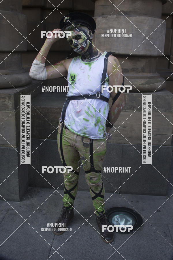 Buy your photos of the eventZombie Walk SP 2019 - Equipe ASI on Fotop