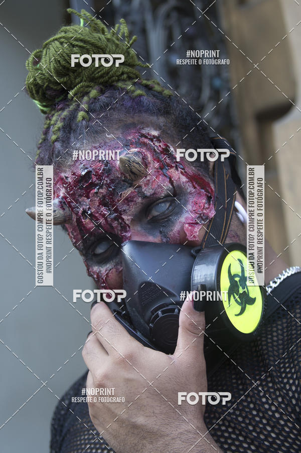 Buy your photos of the eventZombie Walk SP 2019 - Equipe ASI on Fotop