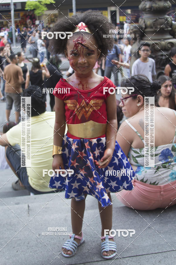 Buy your photos of the eventZombie Walk SP 2019 - Equipe ASI on Fotop