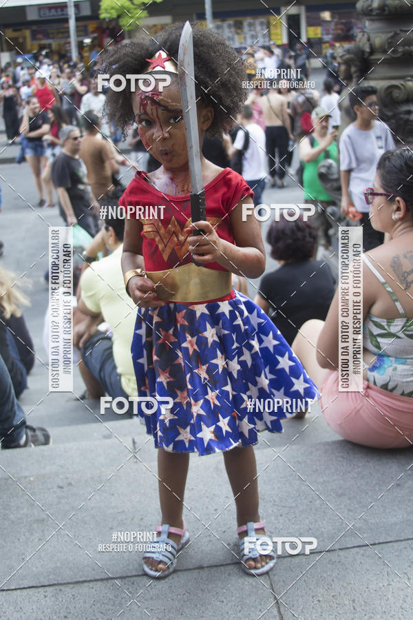 Buy your photos of the eventZombie Walk SP 2019 - Equipe ASI on Fotop